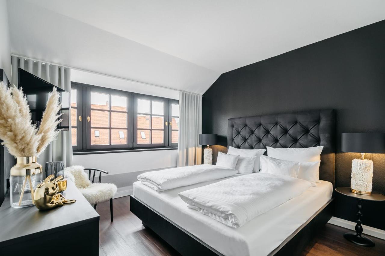 Hotel Riesengebirge Neuhof an der Zenn ภายนอก รูปภาพ