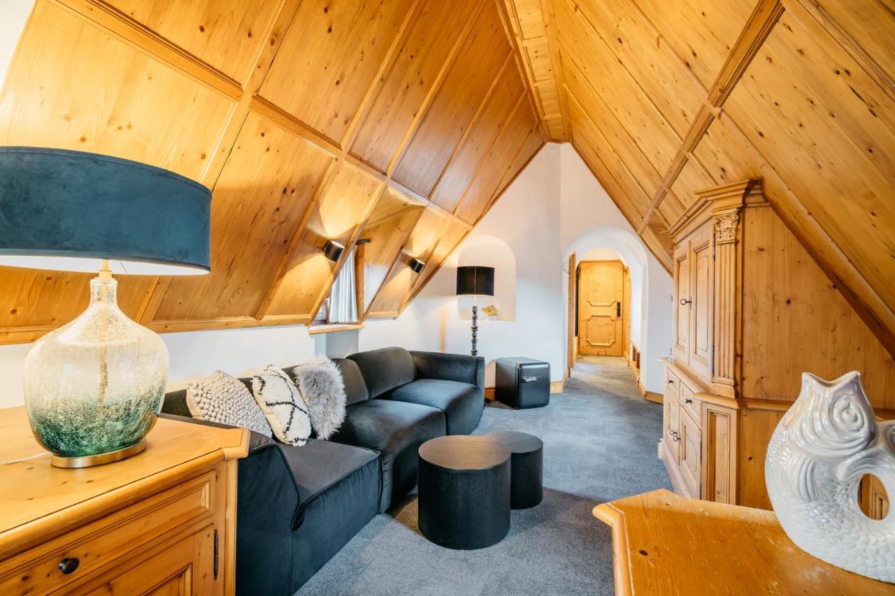 Hotel Riesengebirge Neuhof an der Zenn ภายนอก รูปภาพ