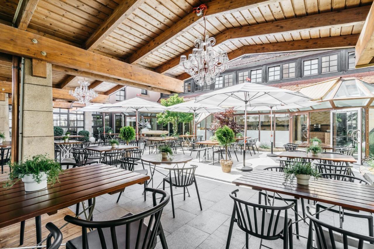 Hotel Riesengebirge Neuhof an der Zenn ภายนอก รูปภาพ